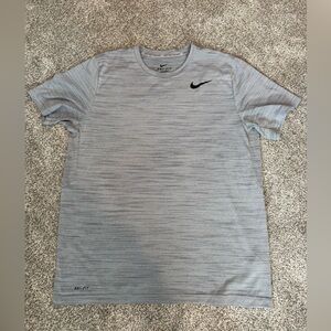 Nike Dri fit gray short sleeve shirt XL